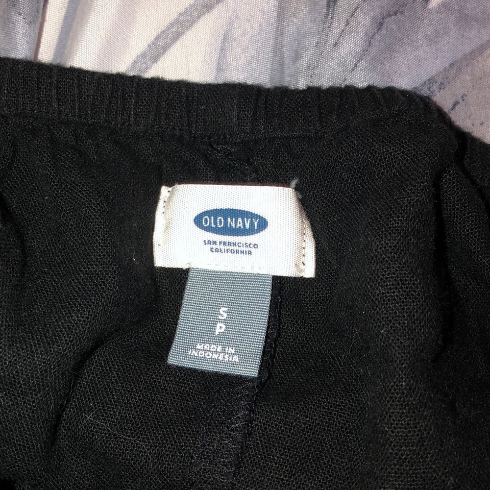 Too small - Picture 2 of 2